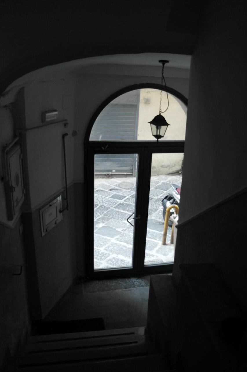 A Due Passi Da Dante Bed and Breakfast Νάπολη Εξωτερικό φωτογραφία