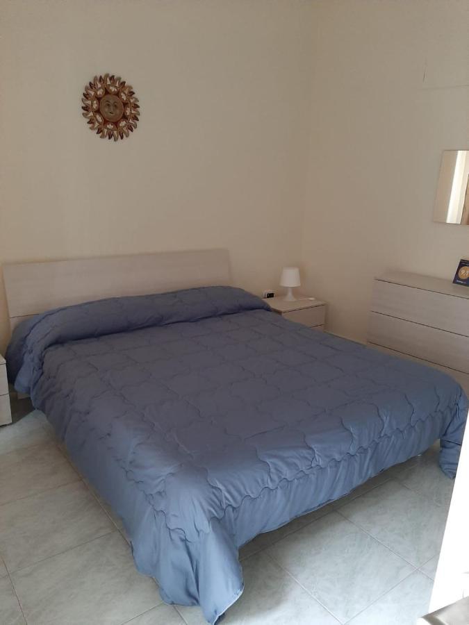 A Due Passi Da Dante Bed and Breakfast Νάπολη Εξωτερικό φωτογραφία