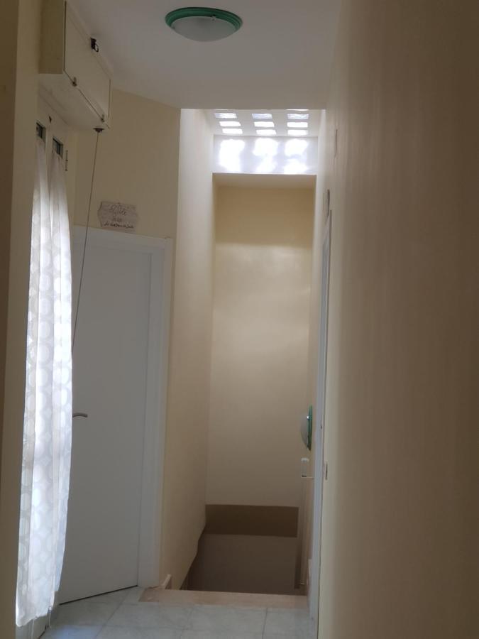 A Due Passi Da Dante Bed and Breakfast Νάπολη Εξωτερικό φωτογραφία