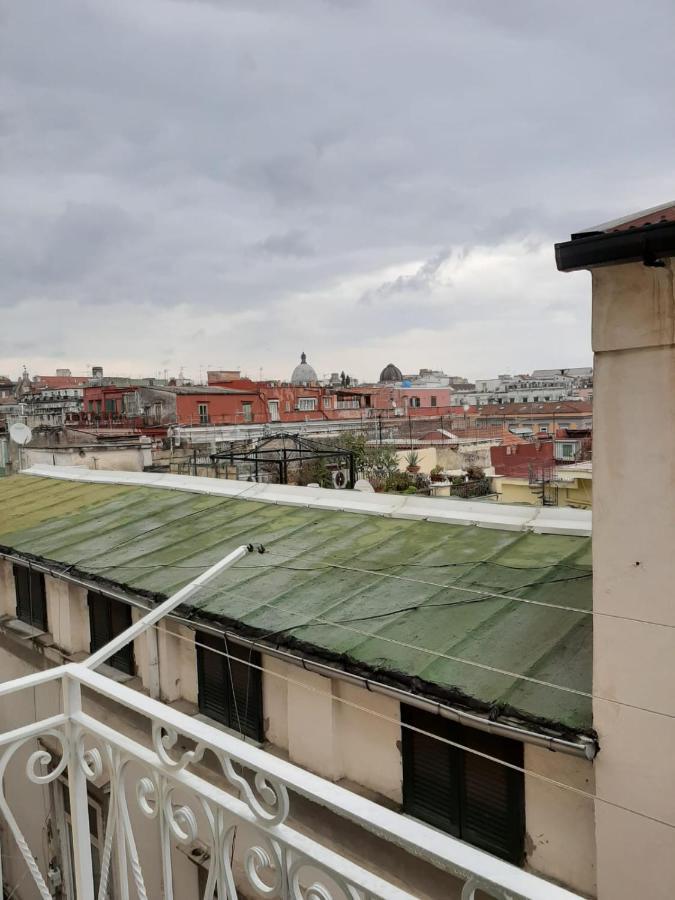 A Due Passi Da Dante Bed and Breakfast Νάπολη Εξωτερικό φωτογραφία